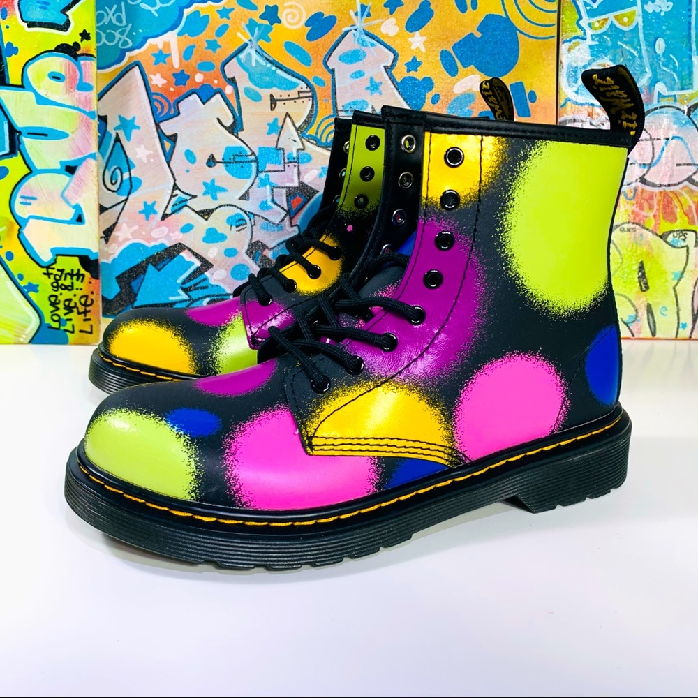 Dr. Martens Boots Women’s 5